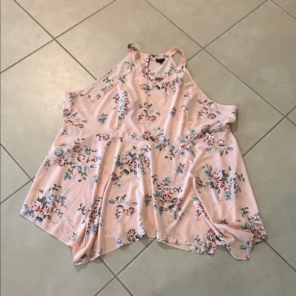 Never worn torrid sz 5 5X sleeveless summer shirt 1208 - Picture 2 of 6